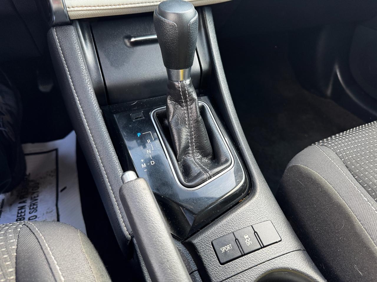 Toyota Corolla iM CVT (Natl) 2017