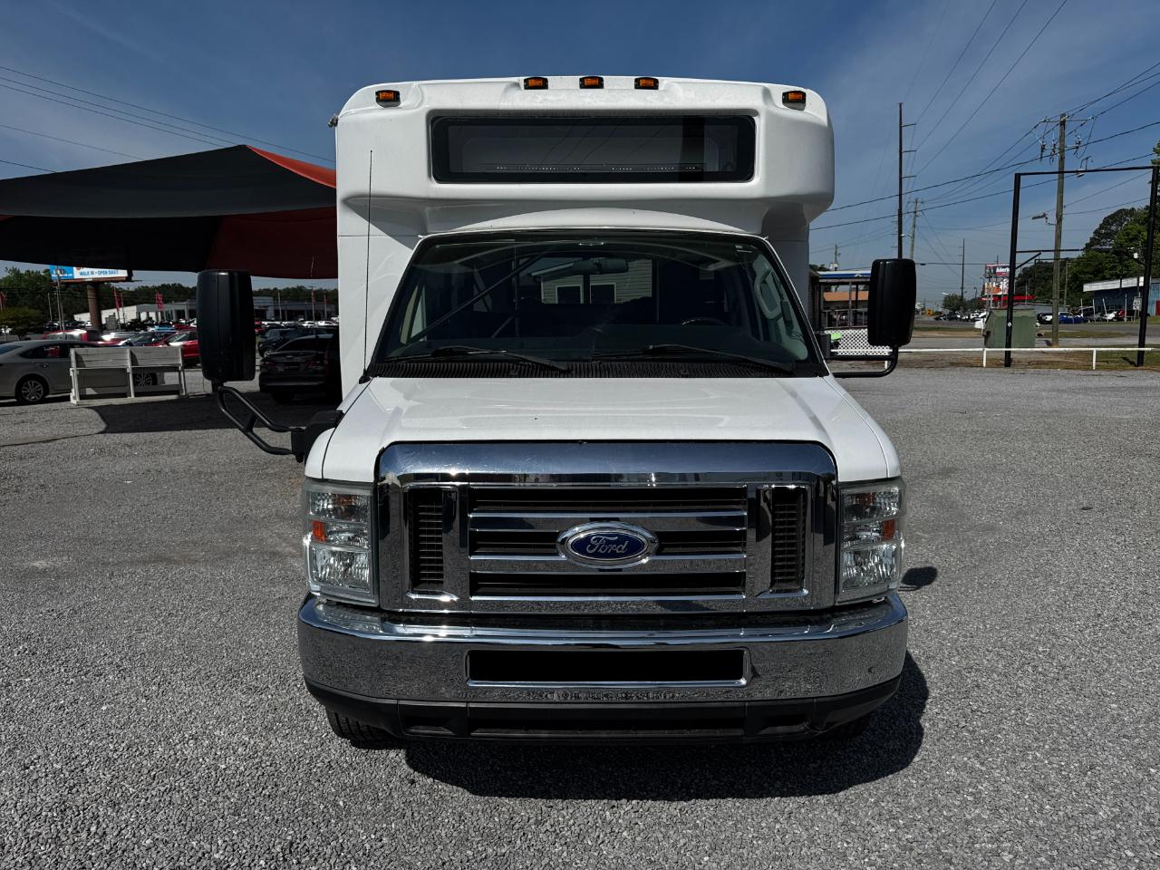 Ford E-Series Passenger Van  2016