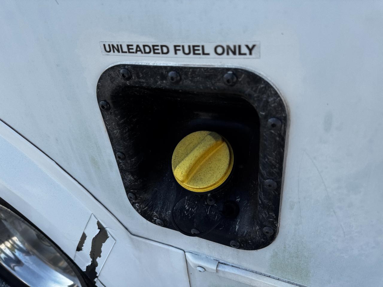 Ford E-Series Passenger Van  2016