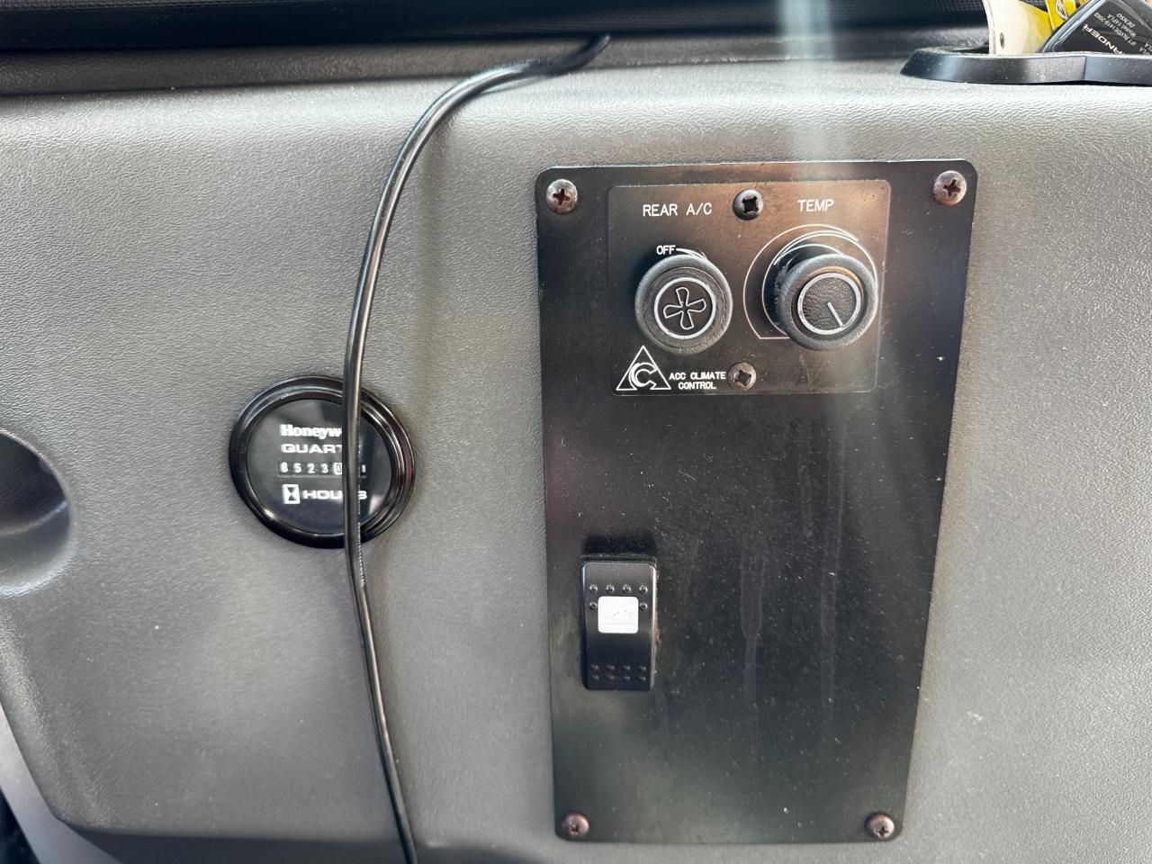 Ford E-Series Passenger Van  2016