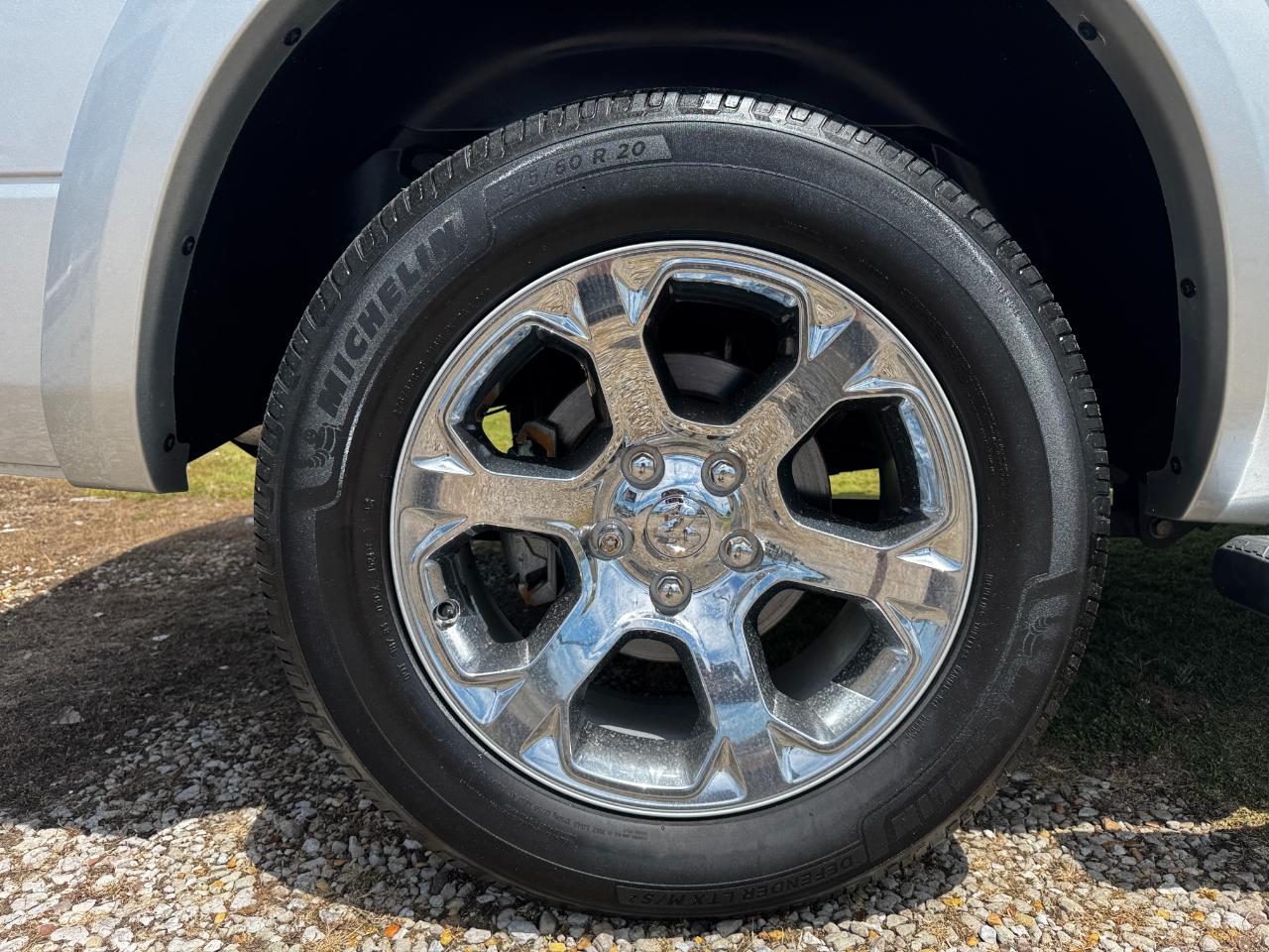 RAM 1500 2WD Crew Cab 140.5" Laramie 2014