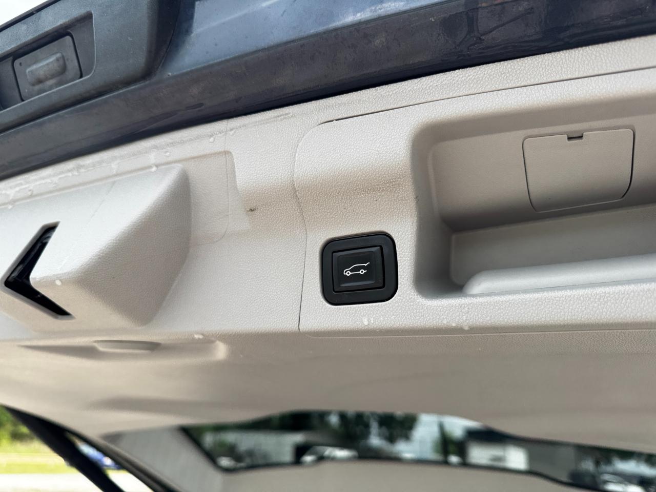 GMC Acadia FWD 4dr SLT w/SLT-2 2018