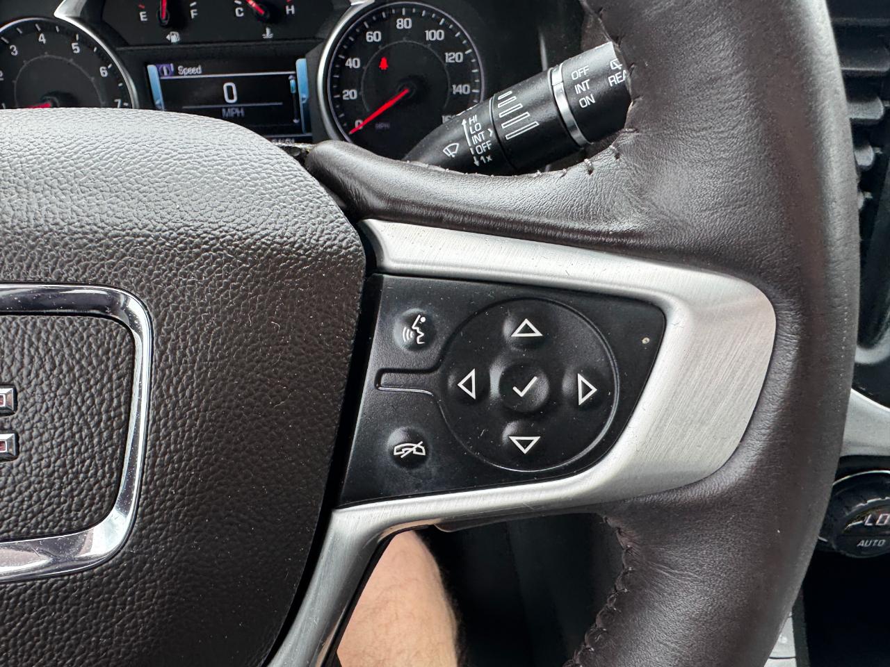 GMC Acadia FWD 4dr SLT w/SLT-2 2018