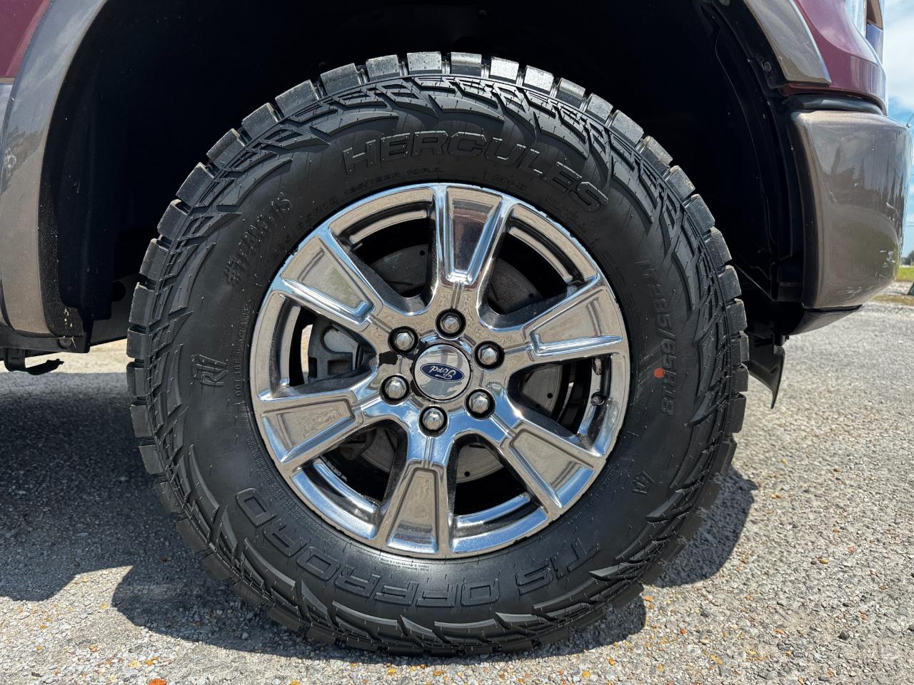 Ford F-150 4WD SuperCrew 145" Lariat 2016