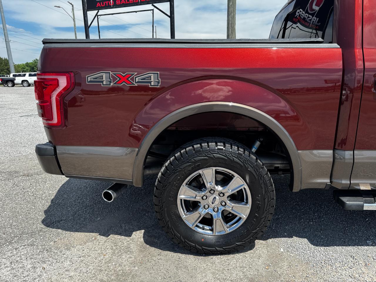 Ford F-150 4WD SuperCrew 145" Lariat 2016