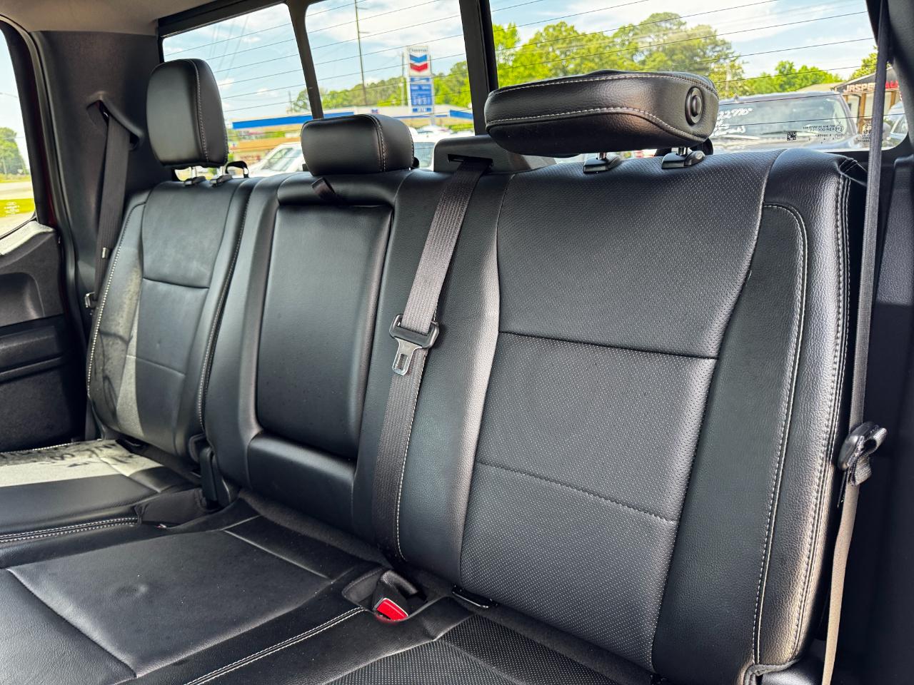 Ford F-150 4WD SuperCrew 145" Lariat 2016
