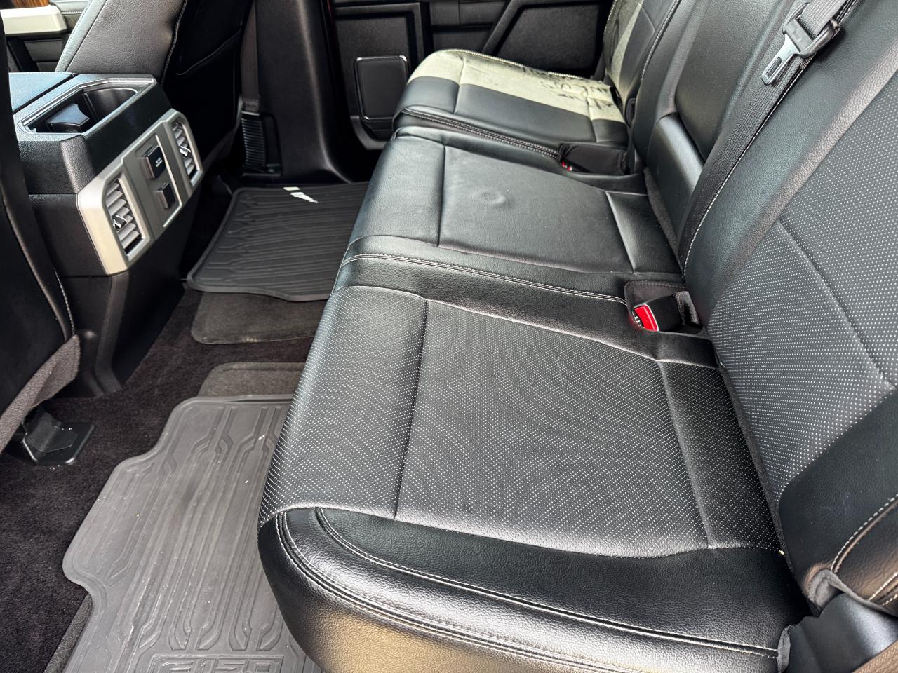 Ford F-150 4WD SuperCrew 145" Lariat 2016