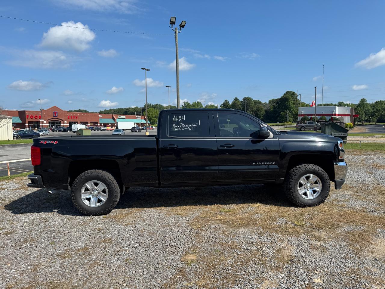 Chevrolet Silverado 1500 4WD Crew Cab 153.0" LT w/1LT 2017