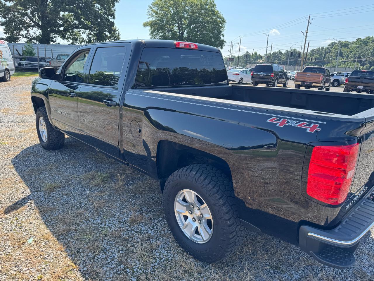 Chevrolet Silverado 1500 4WD Crew Cab 153.0" LT w/1LT 2017