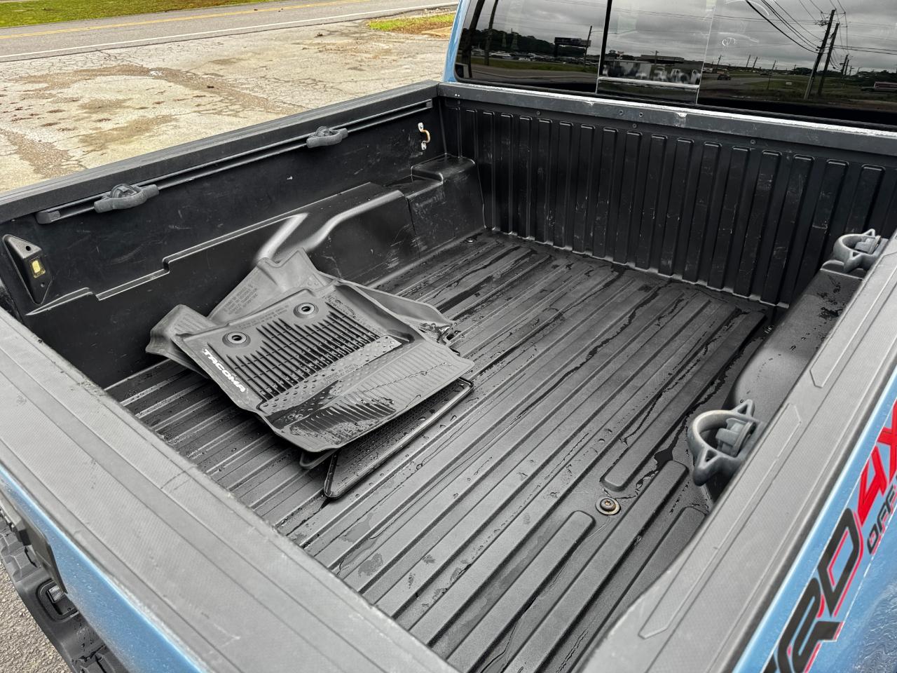 Toyota Tacoma TRD Off Road Double Cab 5' Bed V6 4x4 AT (Natl) 2019