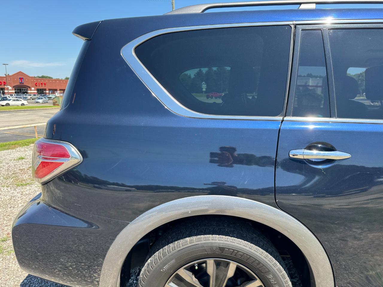 Nissan Armada 4x2 Platinum 2018