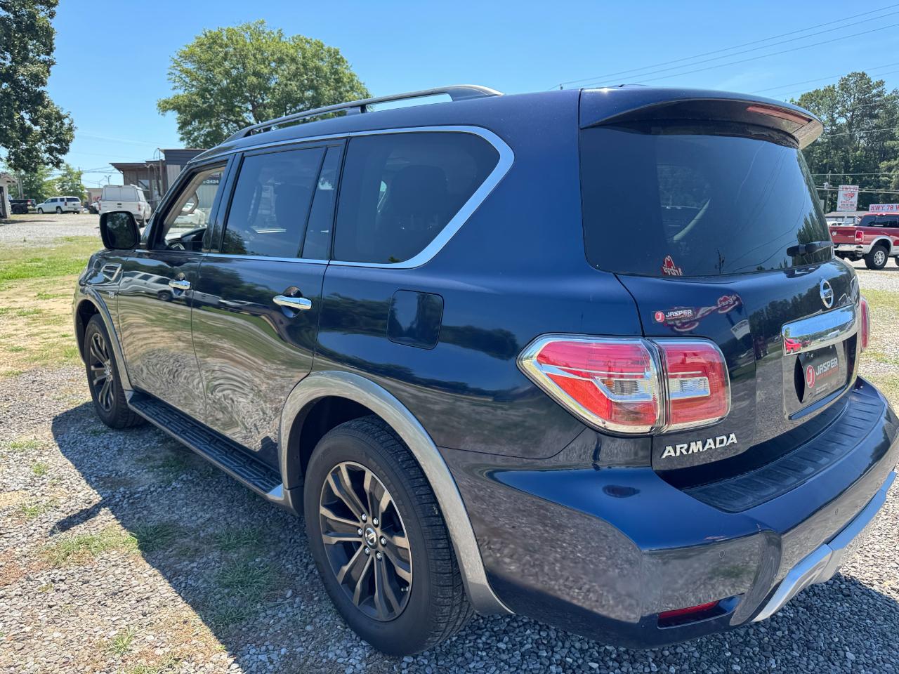 Nissan Armada 4x2 Platinum 2018