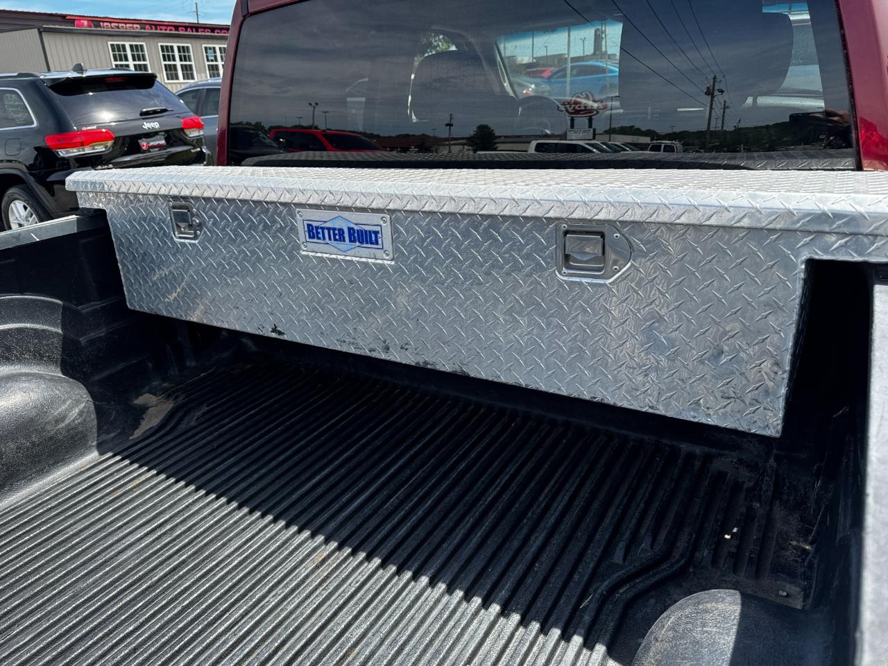 RAM 1500 Express 4x4 Quad Cab 6'4" Box 2018