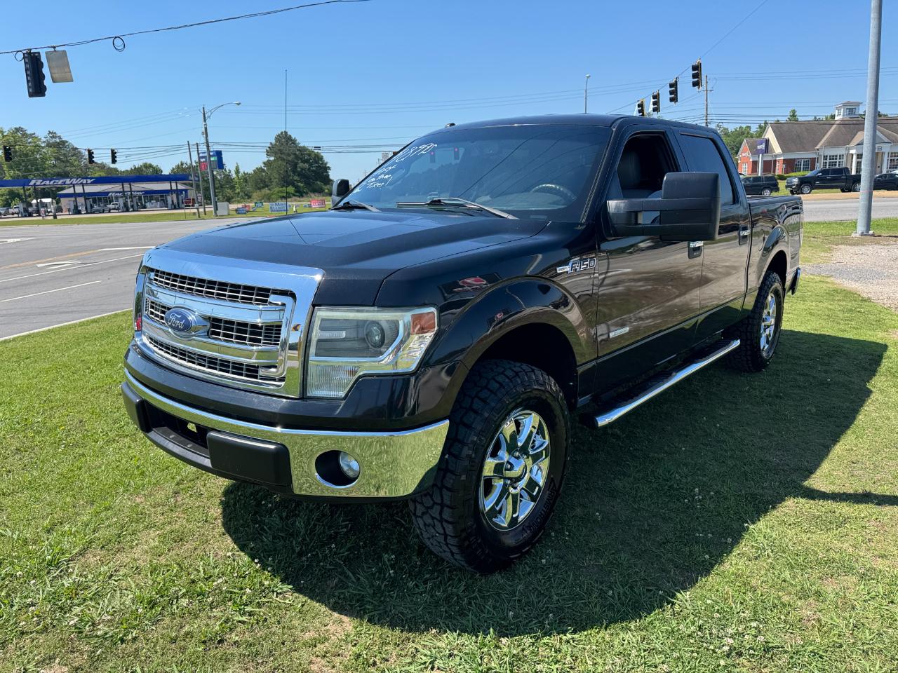 Ford F-150 4WD SuperCrew 145" XLT 2014