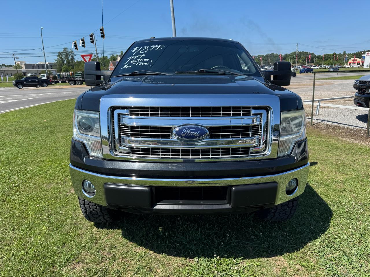 Ford F-150 4WD SuperCrew 145" XLT 2014