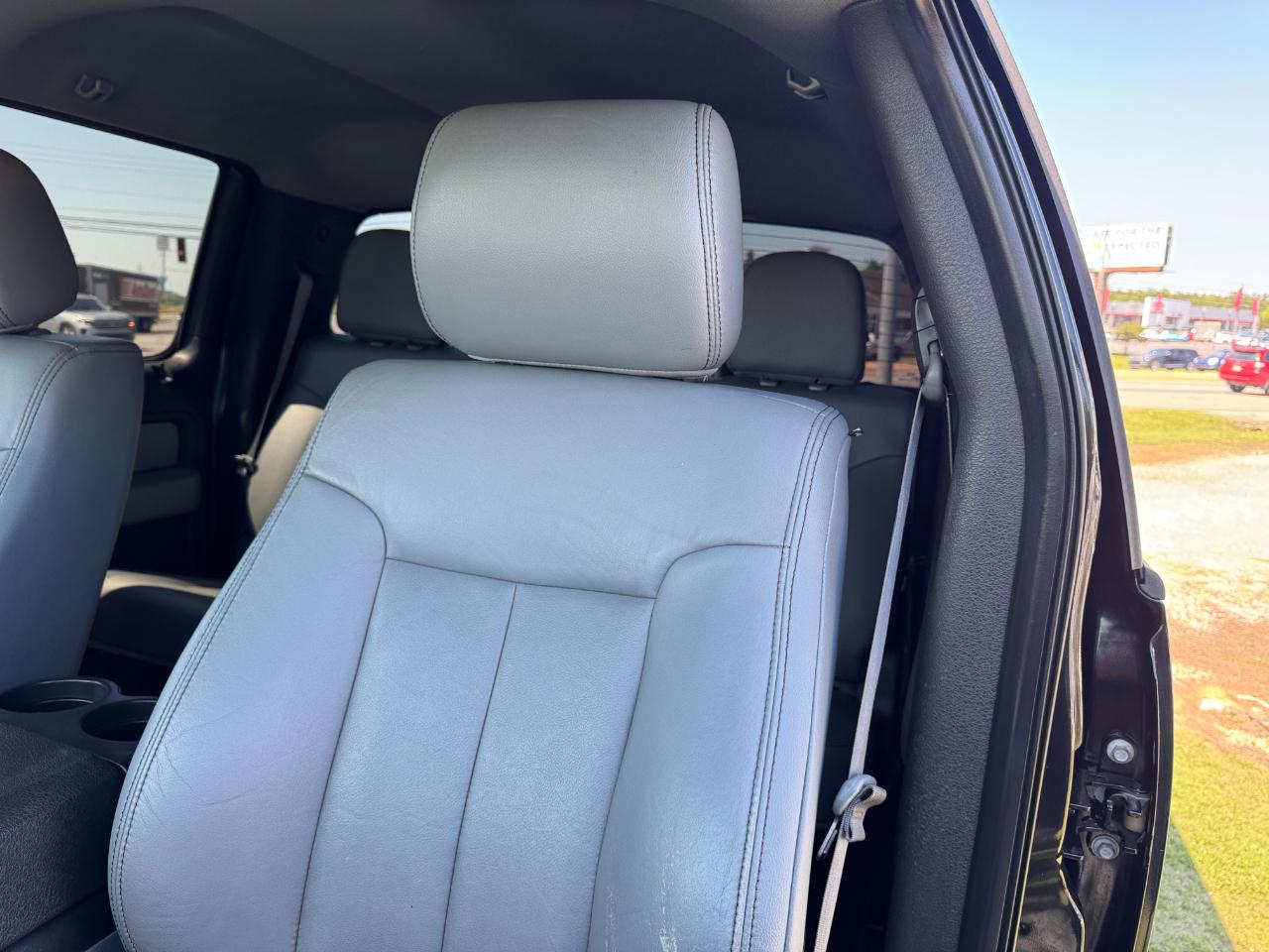 Ford F-150 4WD SuperCrew 145" XLT 2014