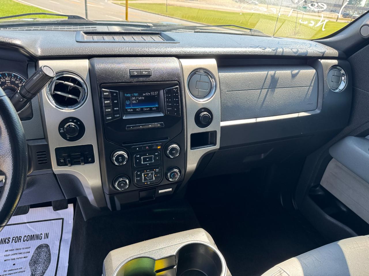 Ford F-150 4WD SuperCrew 145" XLT 2014