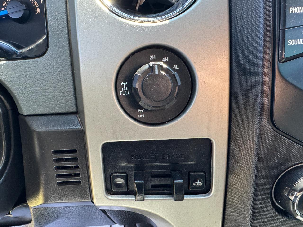 Ford F-150 4WD SuperCrew 145" XLT 2014