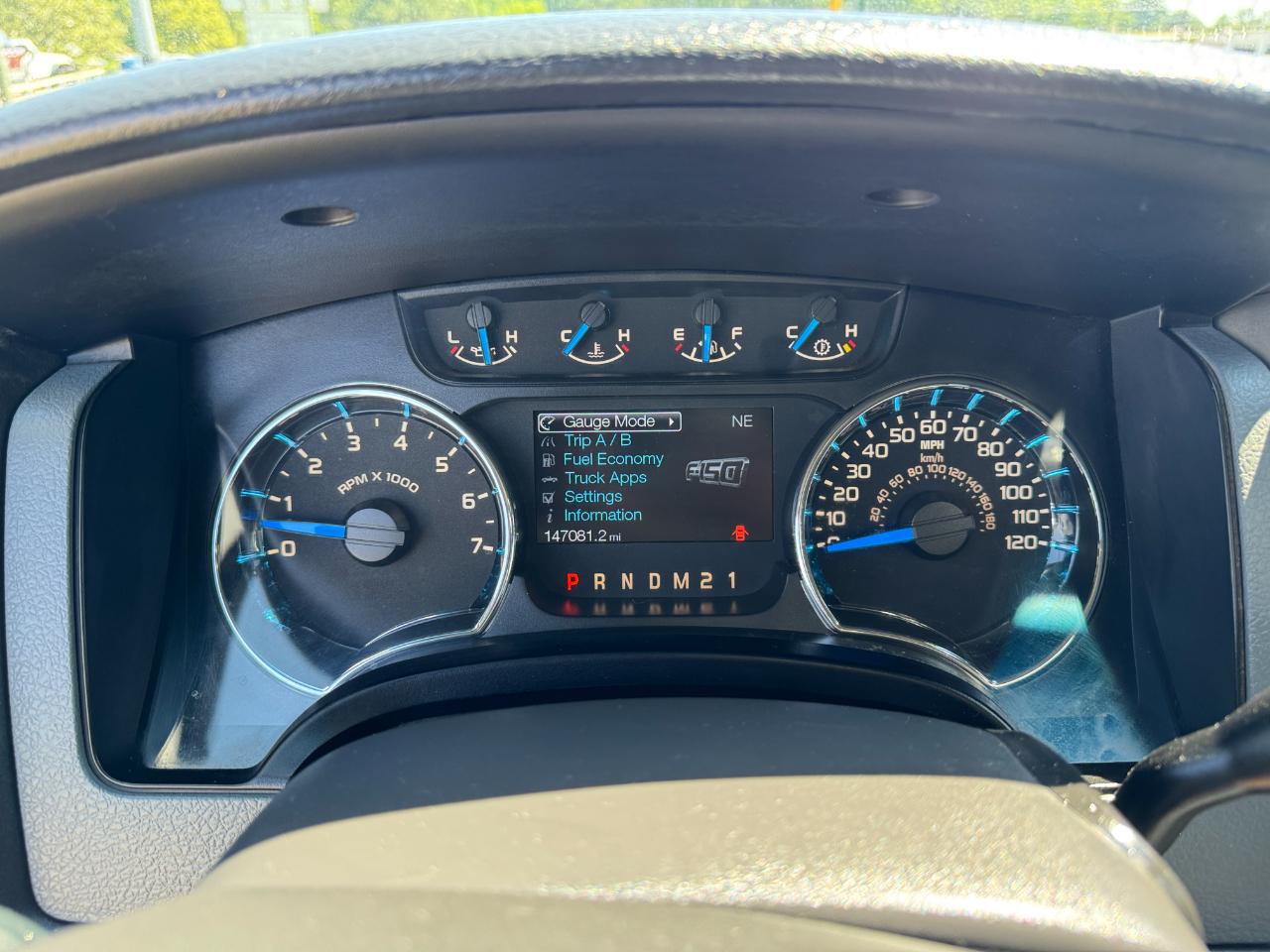 Ford F-150 4WD SuperCrew 145" XLT 2014