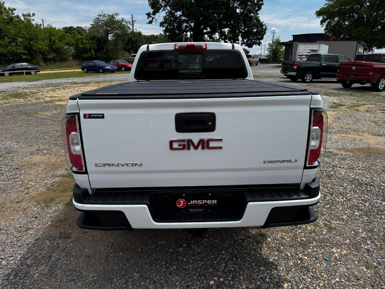 GMC Canyon 4WD Crew Cab 140.5" Denali 2017