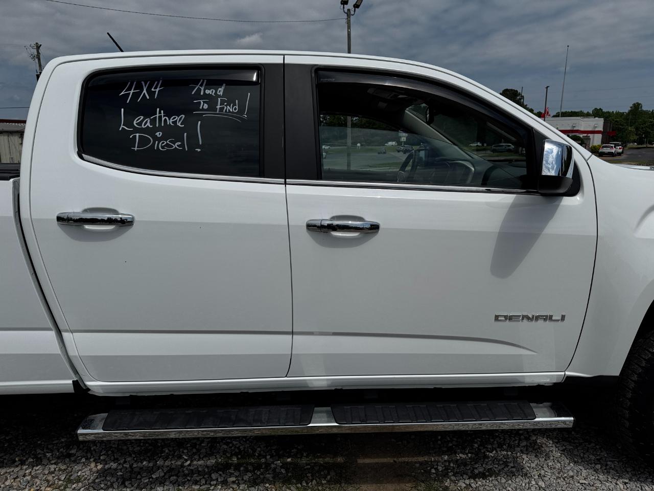 GMC Canyon 4WD Crew Cab 140.5" Denali 2017