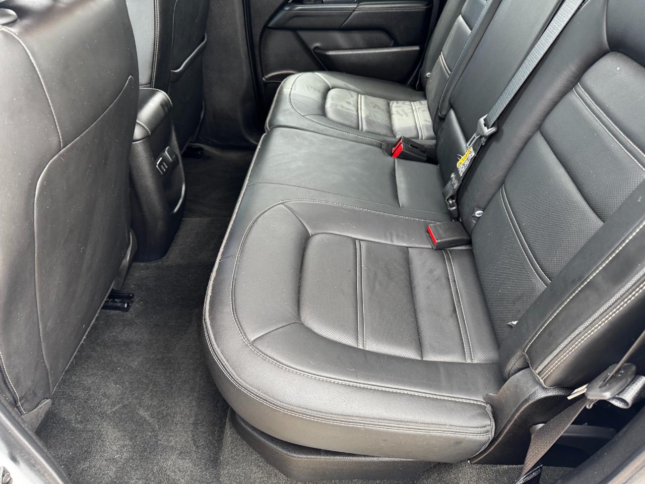 GMC Canyon 4WD Crew Cab 140.5" Denali 2017