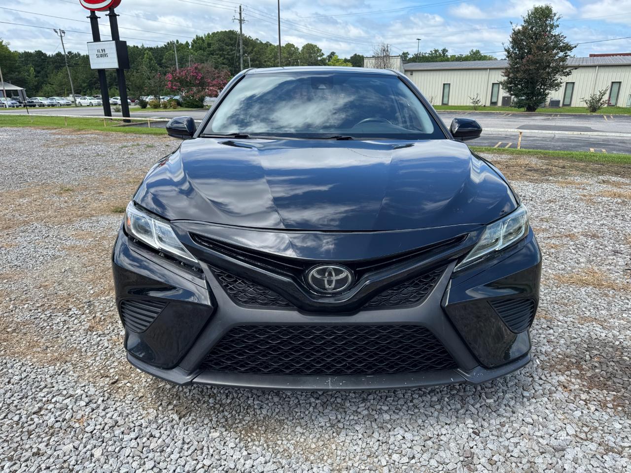 Toyota Camry SE Auto (Natl) 2019