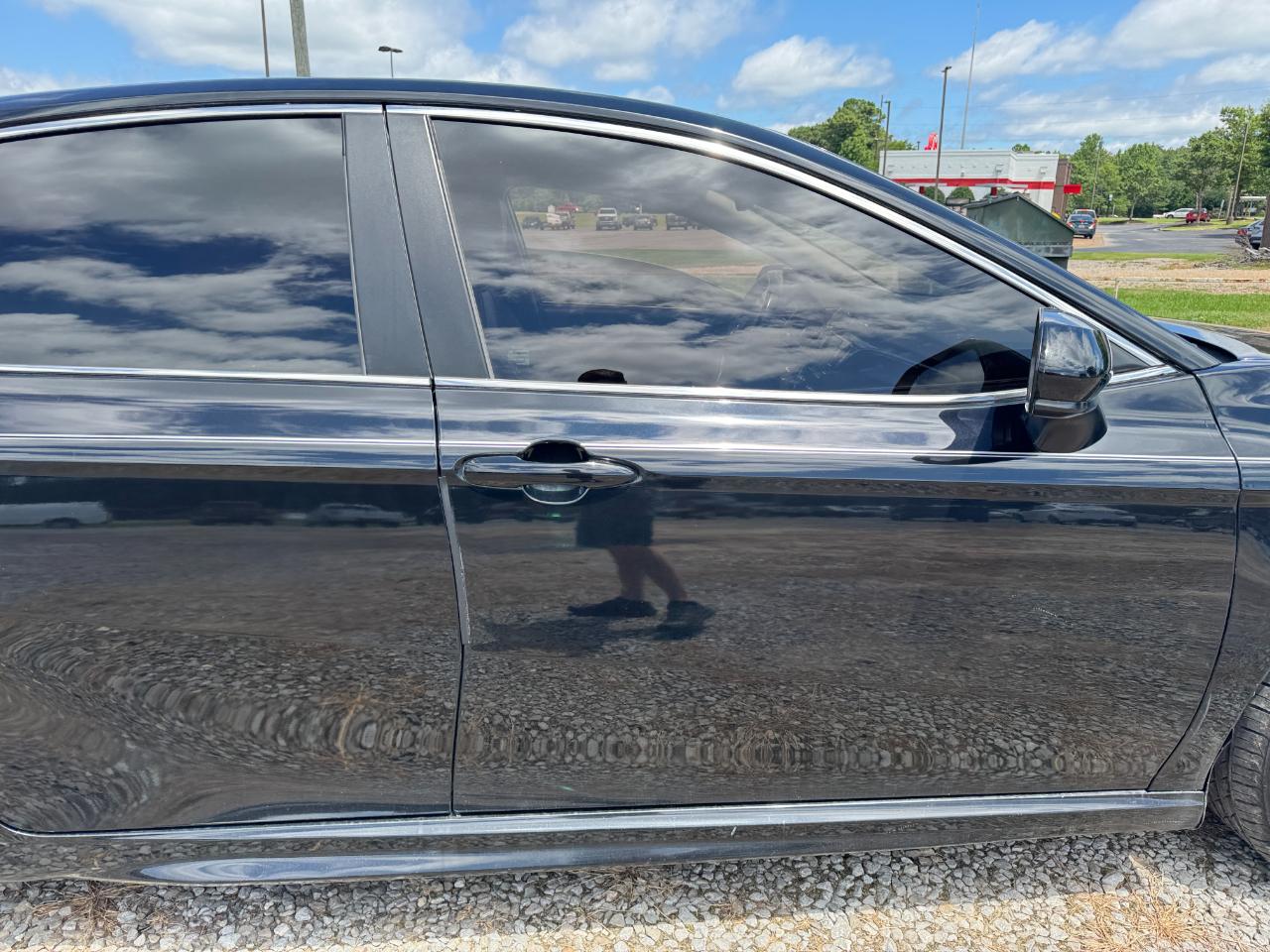 Toyota Camry SE Auto (Natl) 2019