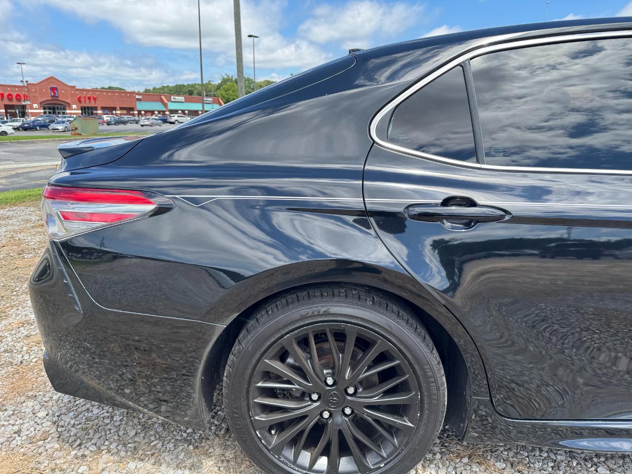 Toyota Camry SE Auto (Natl) 2019