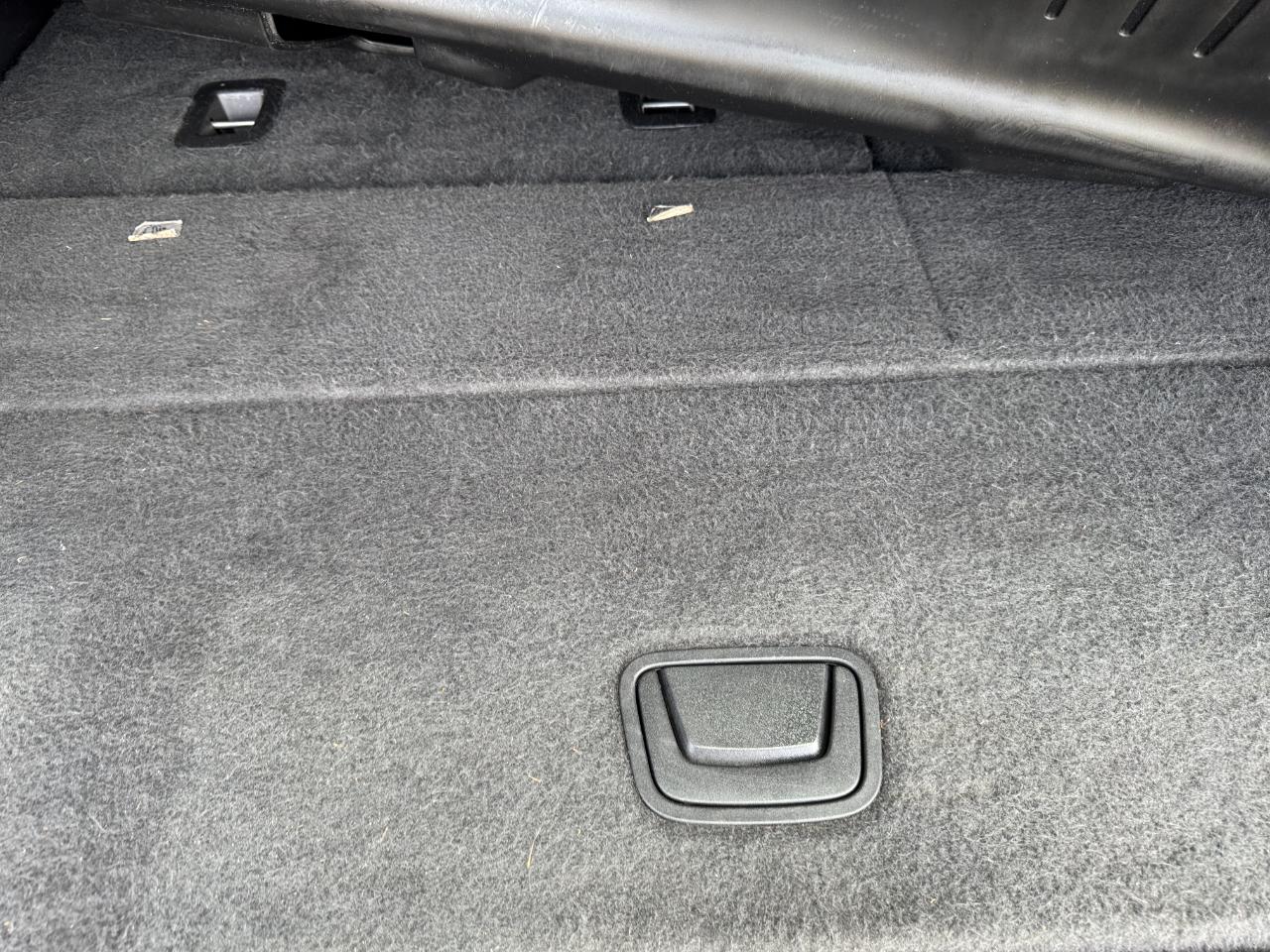Chevrolet Tahoe 2WD 4dr LT 2015