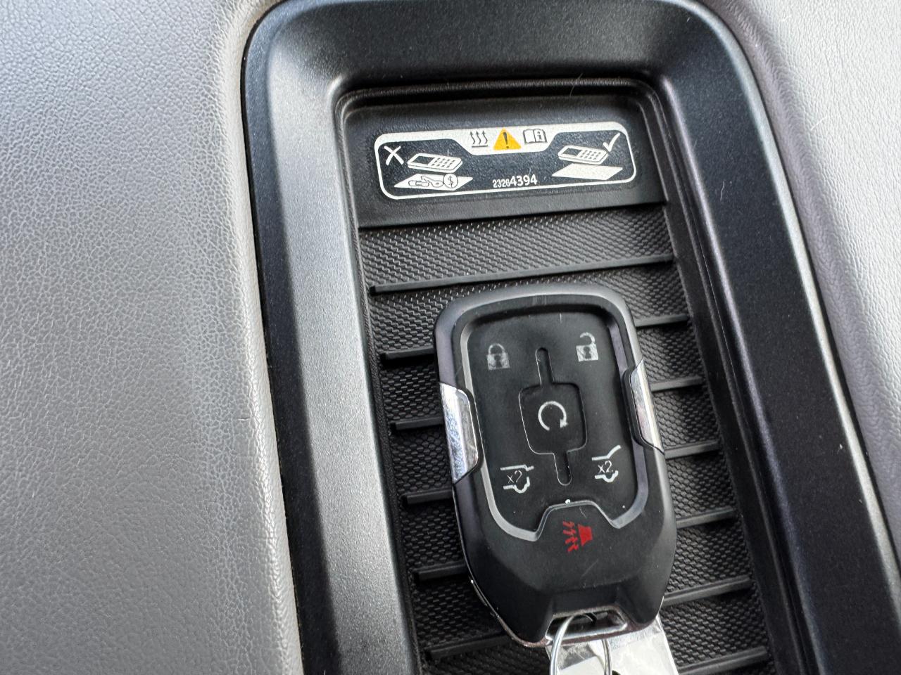 Chevrolet Tahoe 2WD 4dr LT 2015