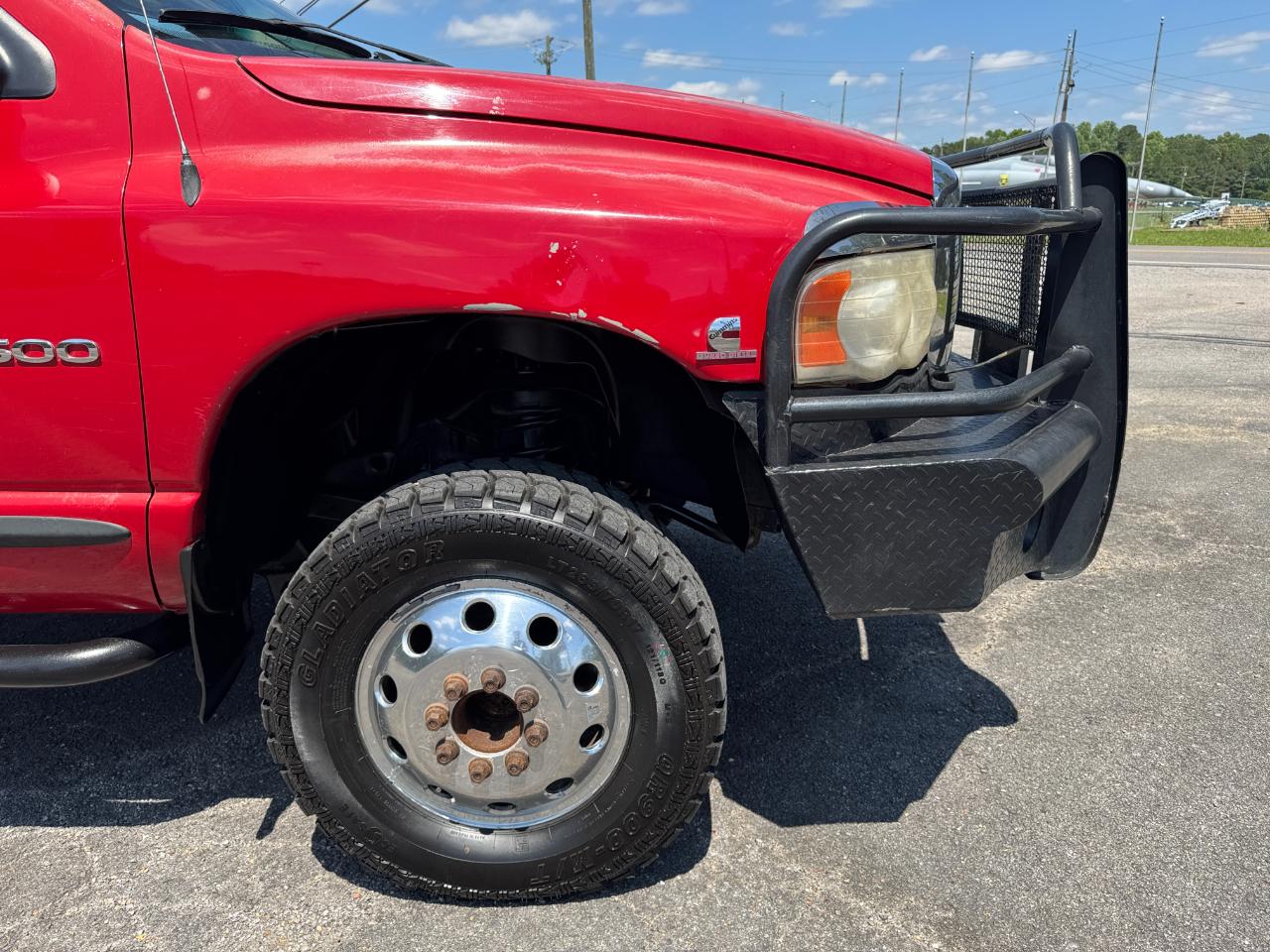 Dodge Ram 3500 4dr Quad Cab 160.5" WB DRW 4WD ST 2003