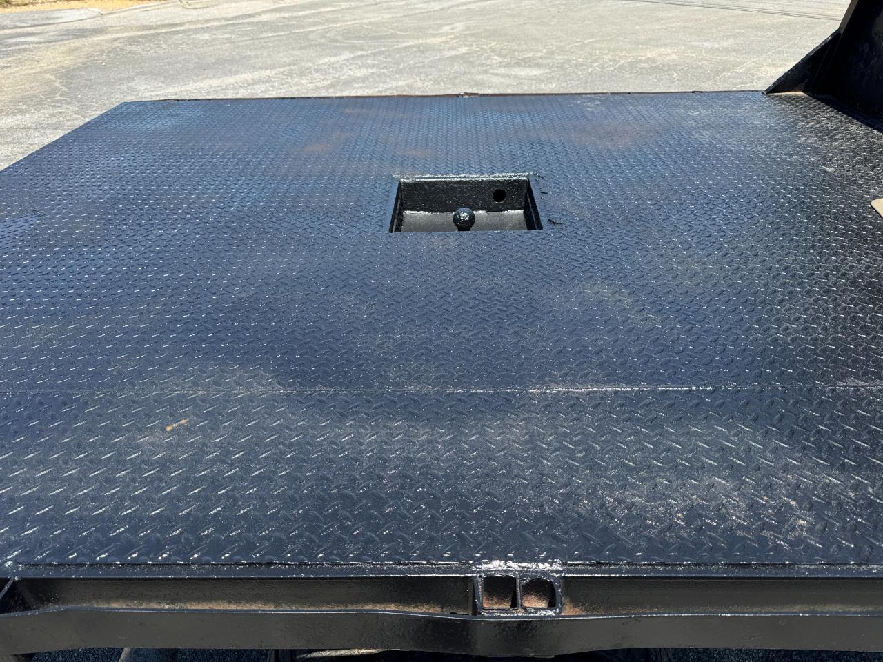 Dodge Ram 3500 4dr Quad Cab 160.5" WB DRW 4WD ST 2003