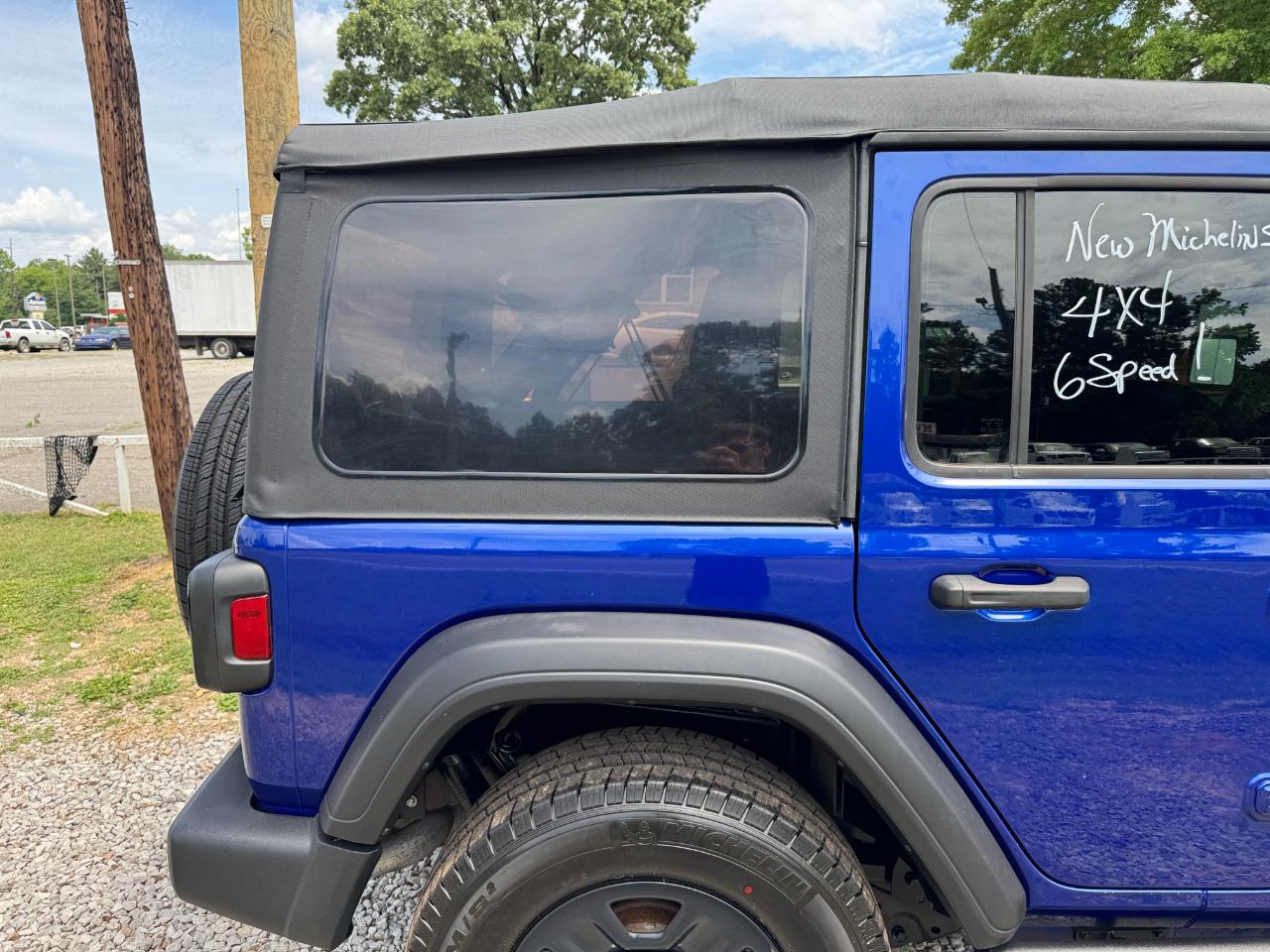 Jeep Wrangler Unlimited Sport 2018