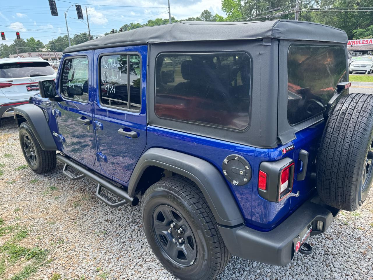 Jeep Wrangler Unlimited Sport 2018