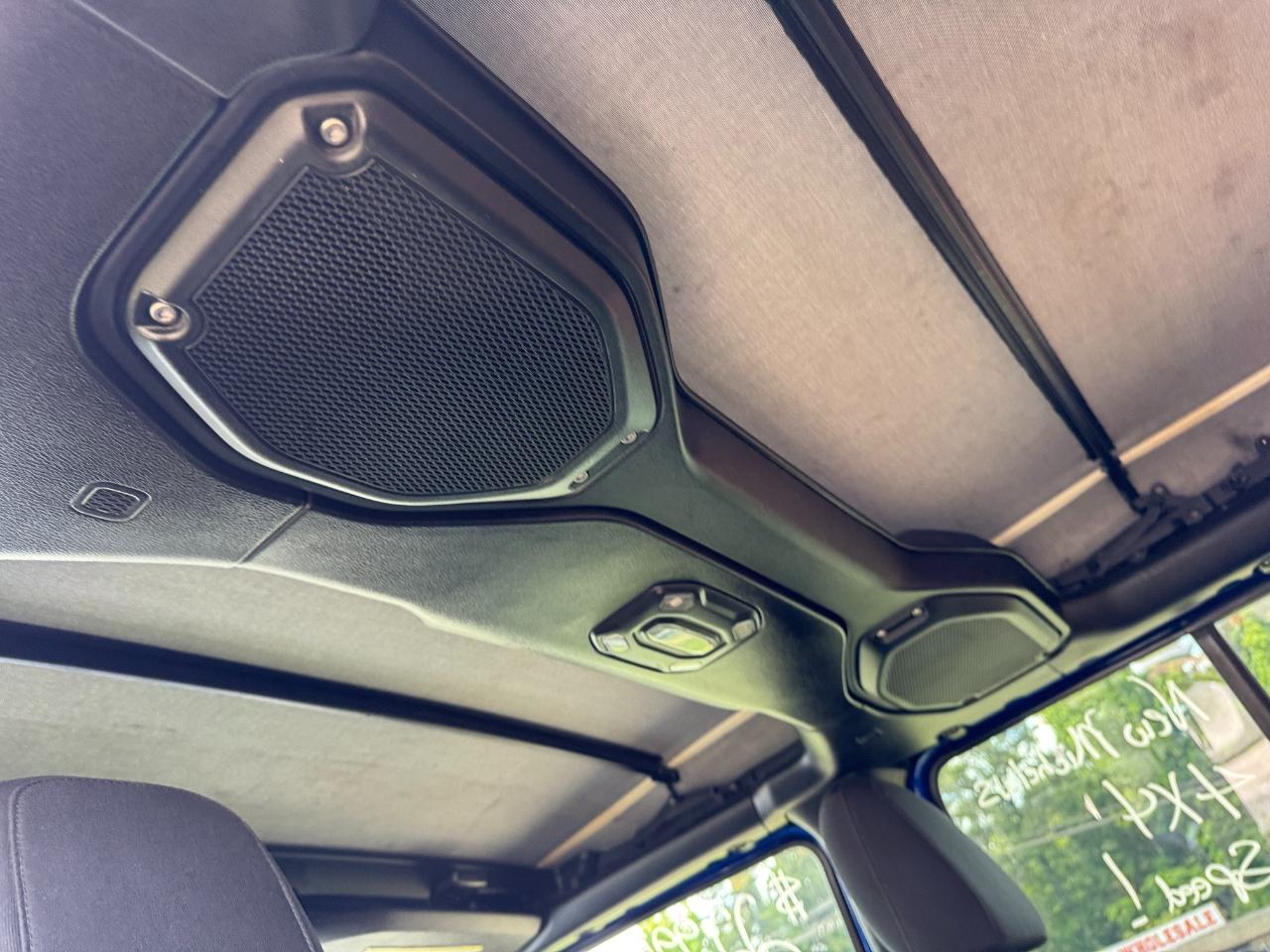 Jeep Wrangler Unlimited Sport 2018