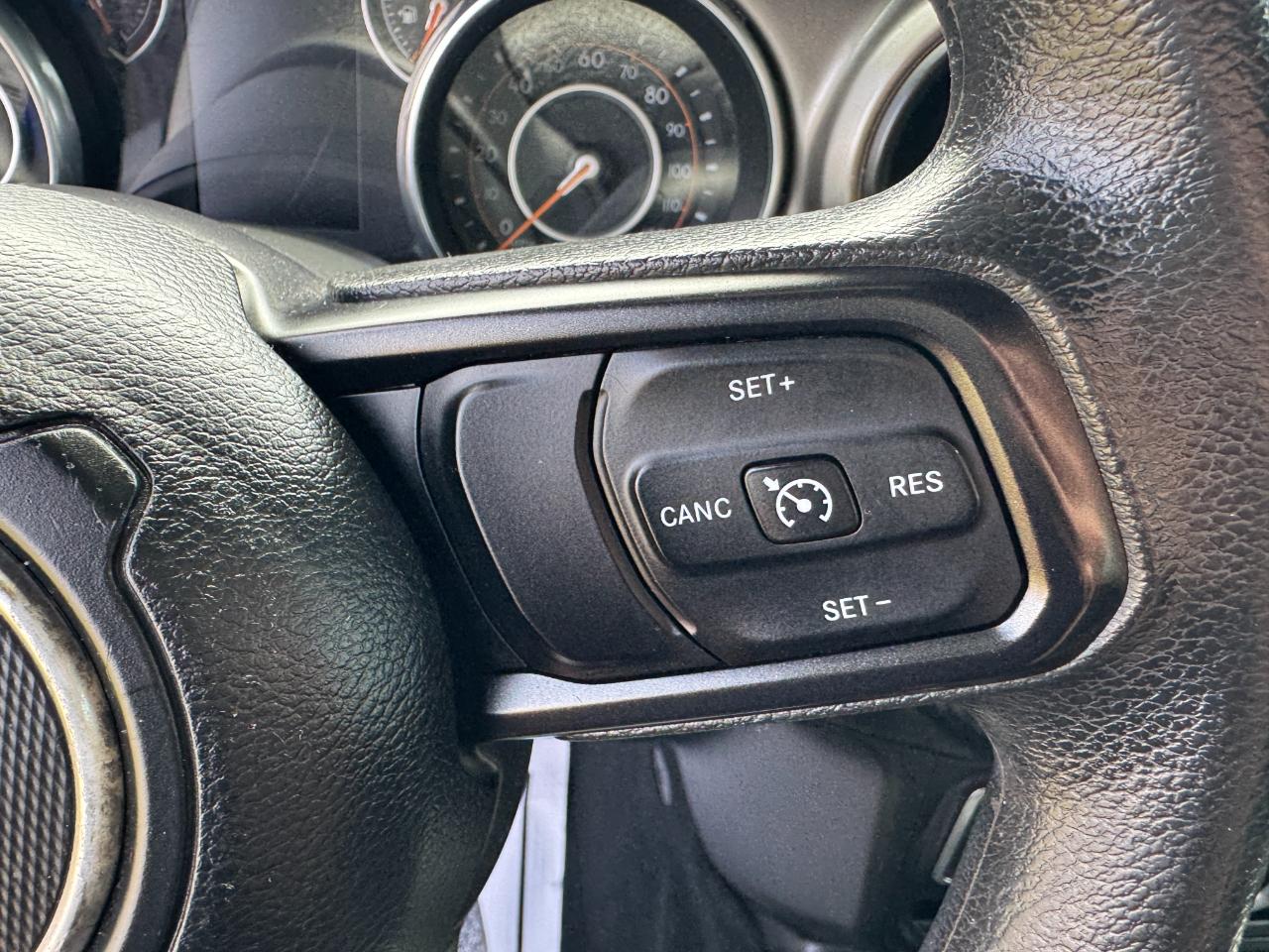 Jeep Wrangler Unlimited Sport 2018