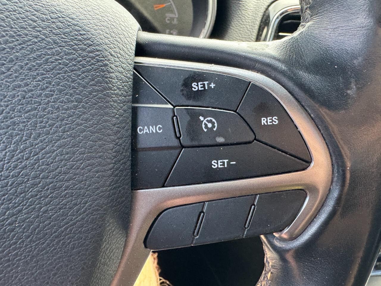 Jeep Grand Cherokee Laredo E 2019