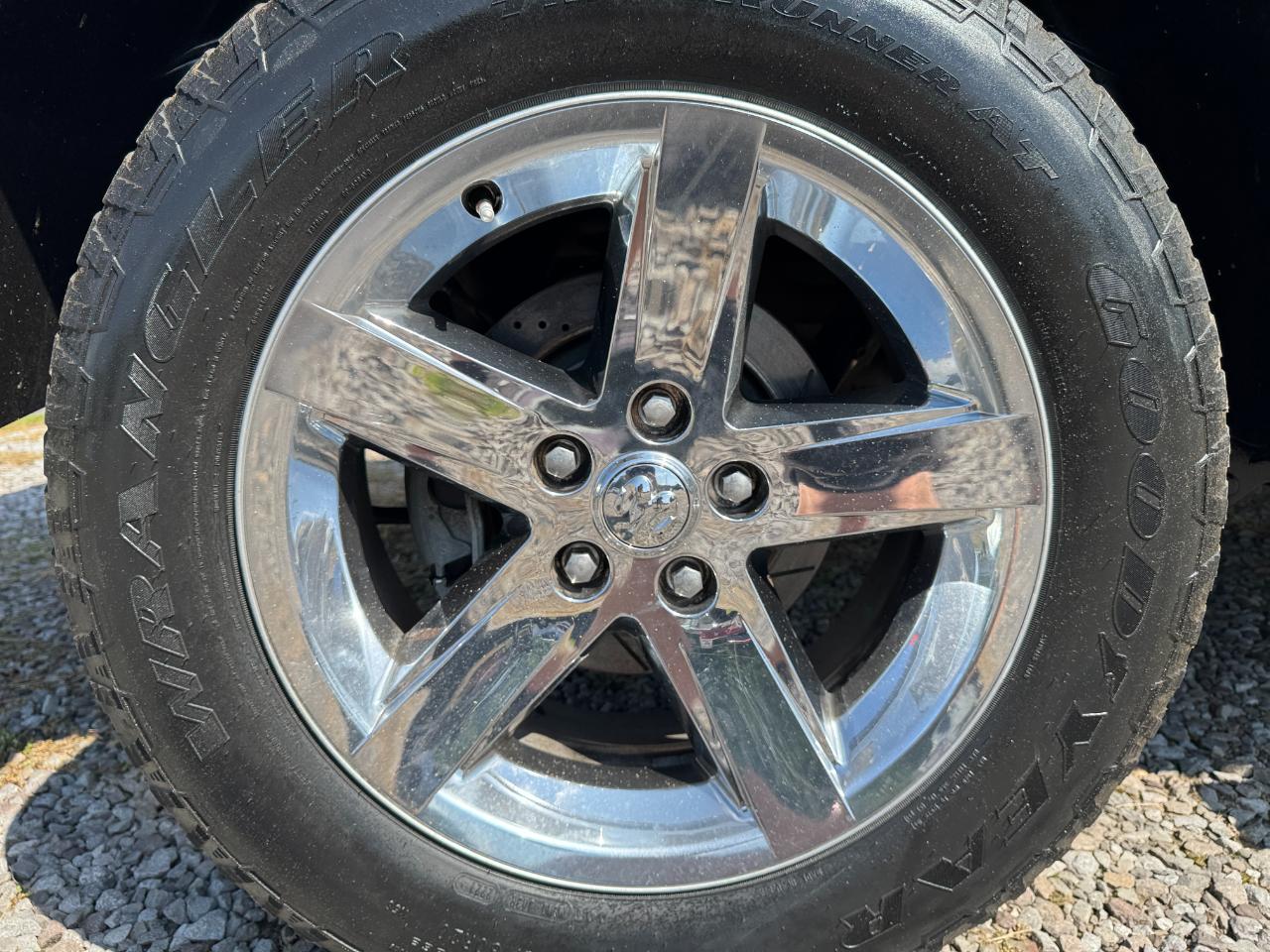 RAM 1500 Sport Crew Cab 2WD 2012