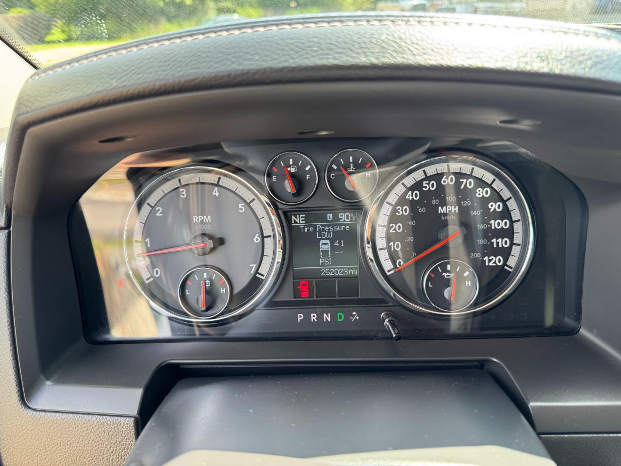 RAM 1500 Sport Crew Cab 2WD 2012