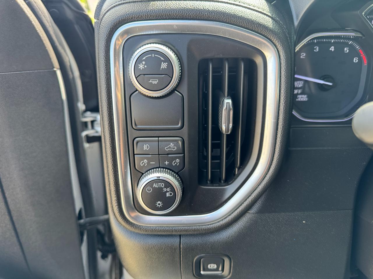 GMC Sierra 1500 Elevation Double Cab 2WD 2019