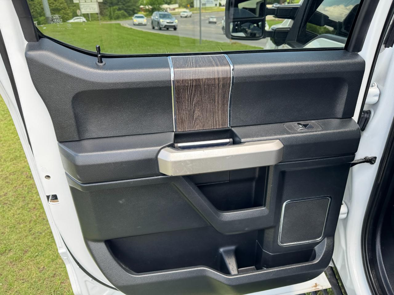 Ford F-250 SD Lariat Crew Cab 4WD 2020