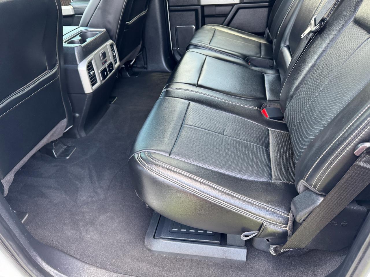 Ford F-250 SD Lariat Crew Cab 4WD 2020