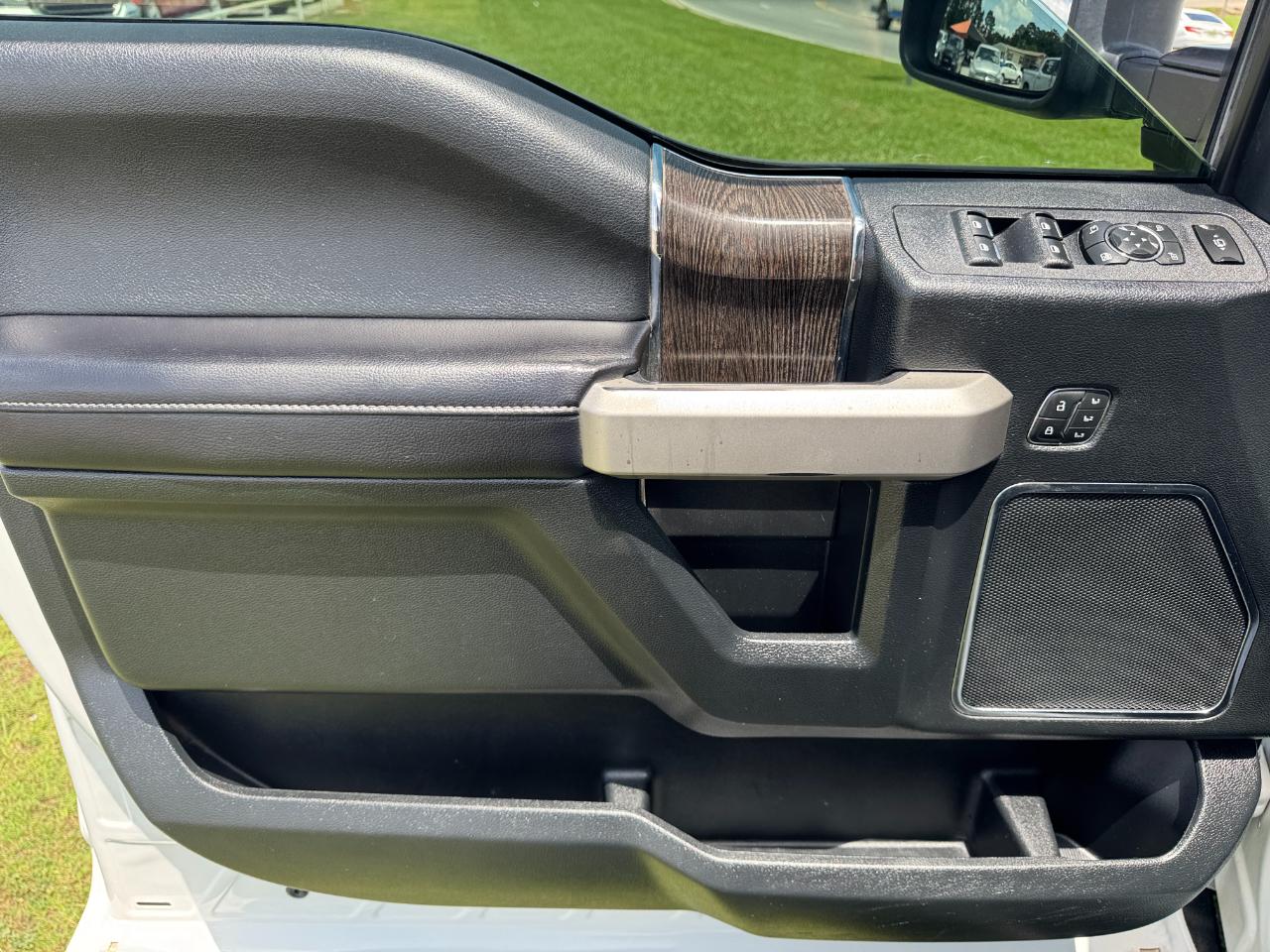 Ford F-250 SD Lariat Crew Cab 4WD 2020