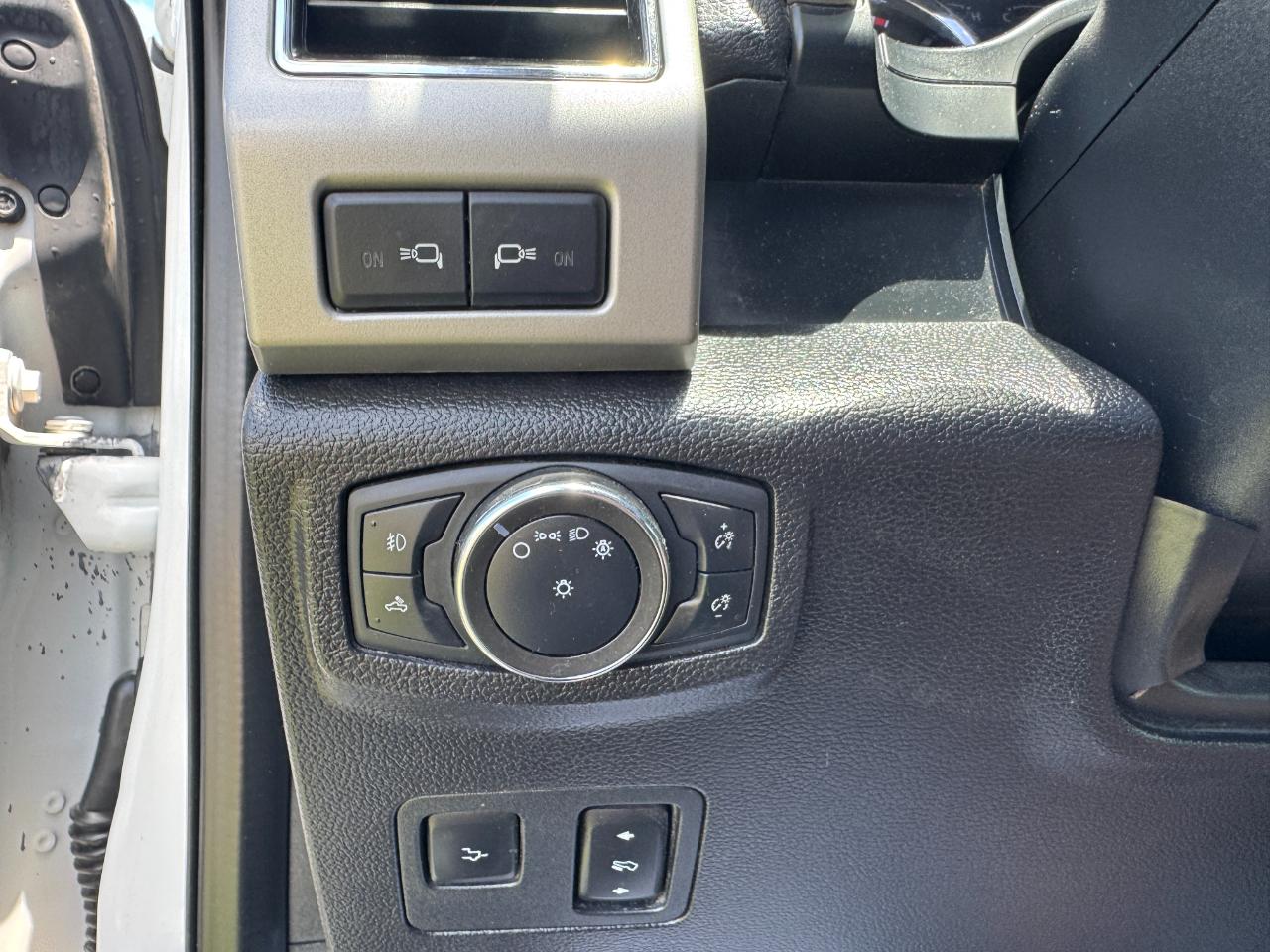 Ford F-250 SD Lariat Crew Cab 4WD 2020