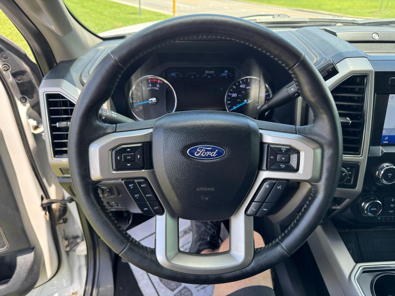 Ford F-250 SD Lariat Crew Cab 4WD 2020