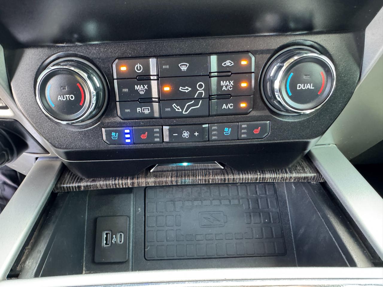 Ford F-250 SD Lariat Crew Cab 4WD 2020