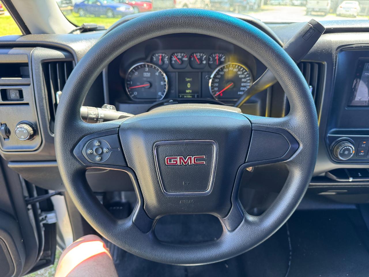 GMC Sierra 1500 Base Crew Cab 2WD 2014