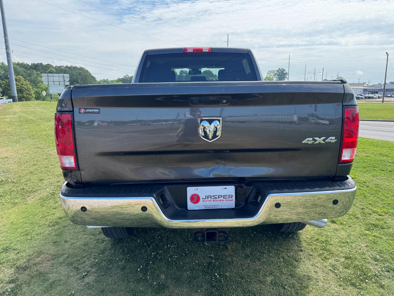 RAM 2500 Tradesman Crew Cab SWB 4WD 2017
