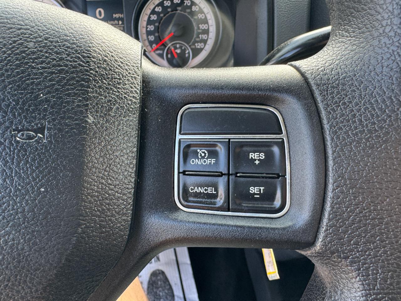 RAM 2500 Tradesman Crew Cab SWB 4WD 2017